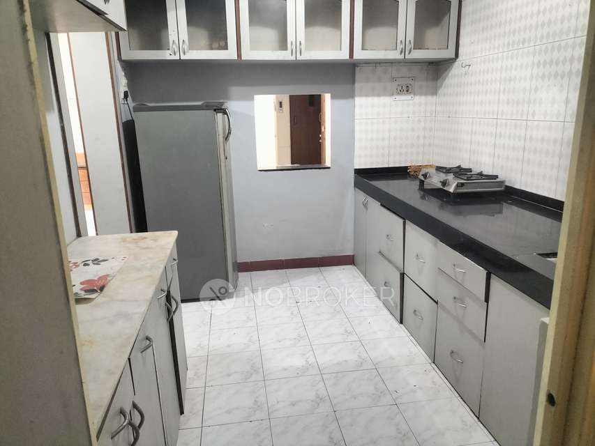 2 BHK Flat In Daffodil Building for Rent  In Daffodils Apartment Building F(b Wing), Magarpatta, Hadapsar, Pune, Maharashtra 411013, India