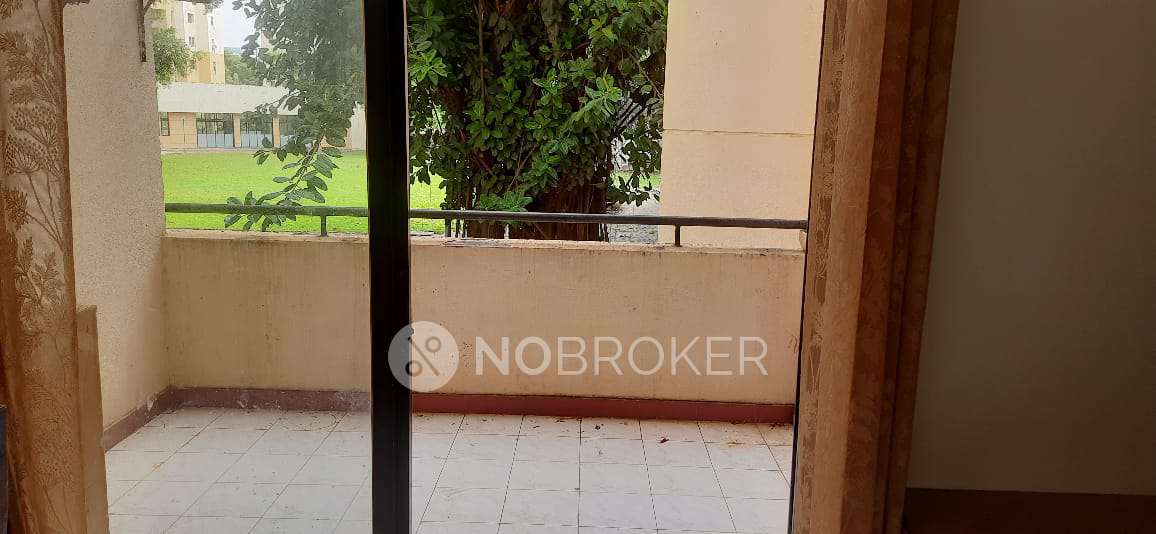 2 BHK Flat In Daffodil Building for Rent  In Daffodils Apartment Building F(b Wing), Magarpatta, Hadapsar, Pune, Maharashtra 411013, India