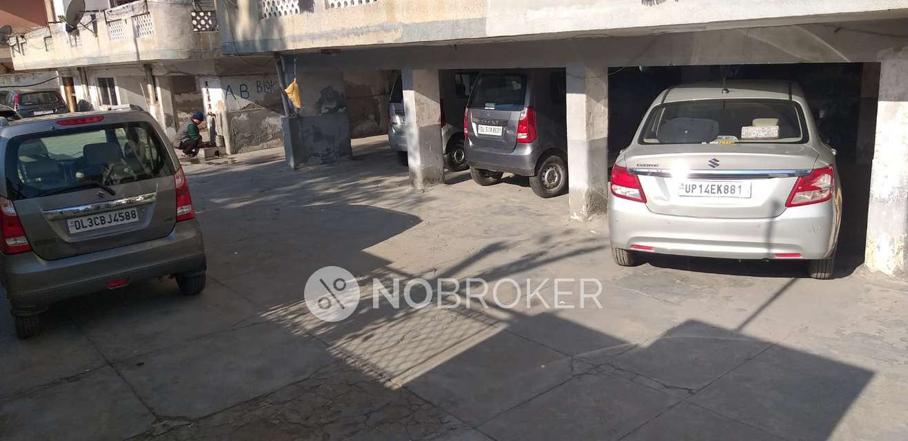 2 BHK Flat In Ss Group Chs, Shalimar Garden Extension I For Sale  In Shalimar Garden Extension I