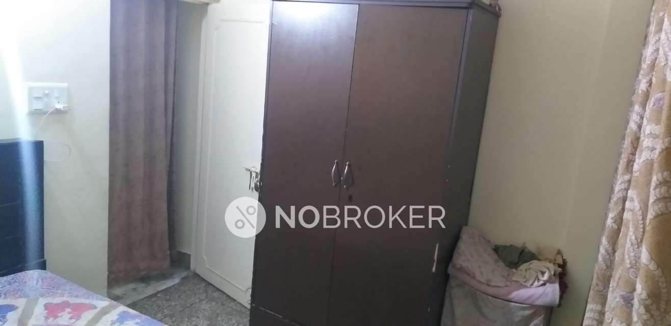 2 BHK Flat In Ss Group Chs, Shalimar Garden Extension I For Sale  In Shalimar Garden Extension I