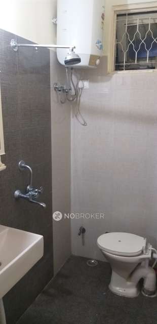 2 BHK Flat In Ss Group Chs, Shalimar Garden Extension I For Sale  In Shalimar Garden Extension I