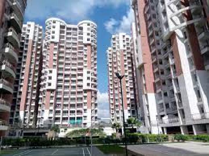 Property for rent in Pari Chowk, for Rs 20000 available Immediately