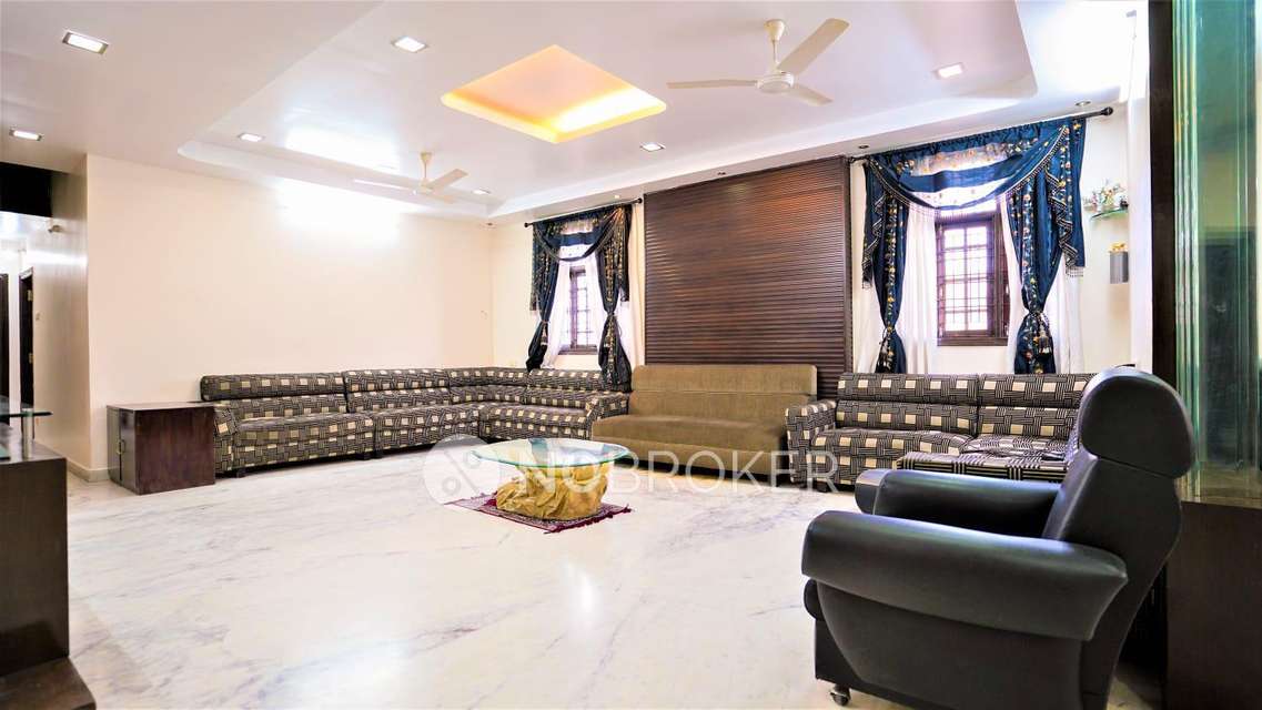 4+ BHK Flat In Pearl Palace For Sale  In Basheer Bagh