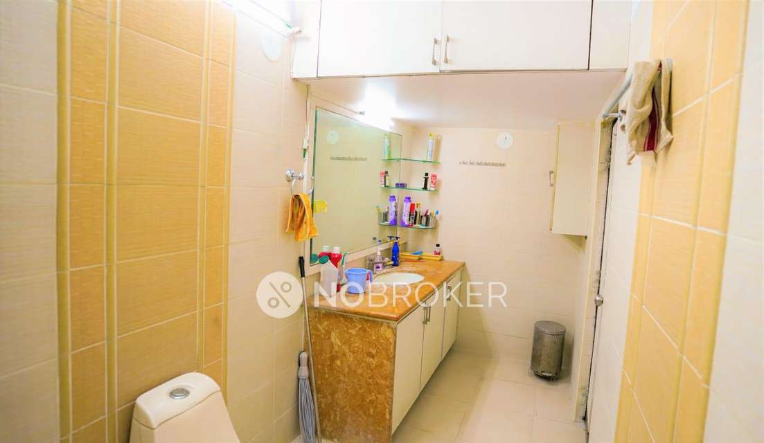 4+ BHK Flat In Pearl Palace For Sale  In Basheer Bagh