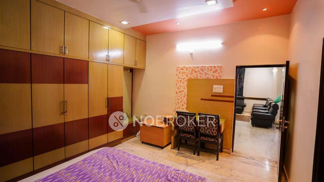 4+ BHK Flat In Pearl Palace For Sale  In Basheer Bagh