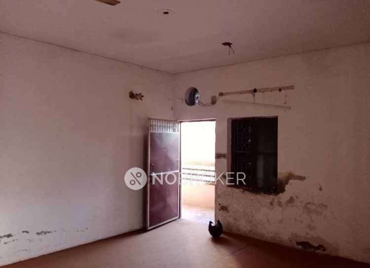 standalone building Shahdara Rent WITHOUT BROKERAGE Semifurnished 1