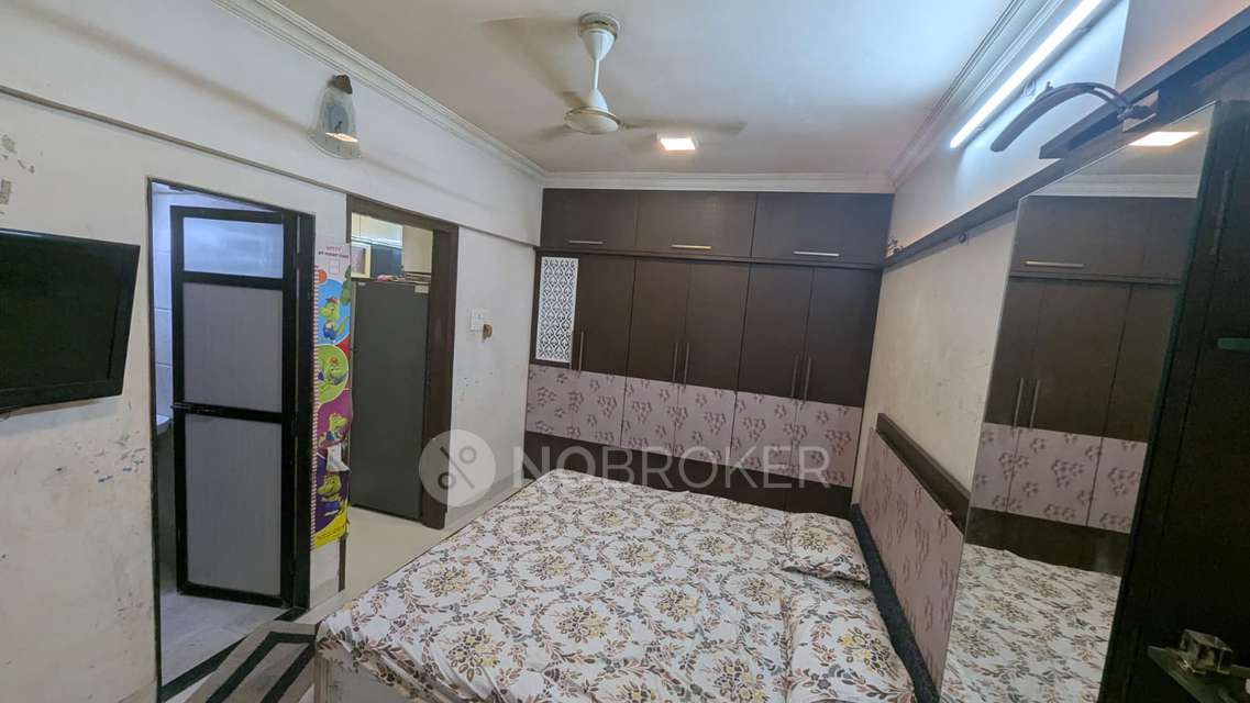 1 BHK Flat In Aditya Eksar Kavita Chsl For Sale  In Borivali West