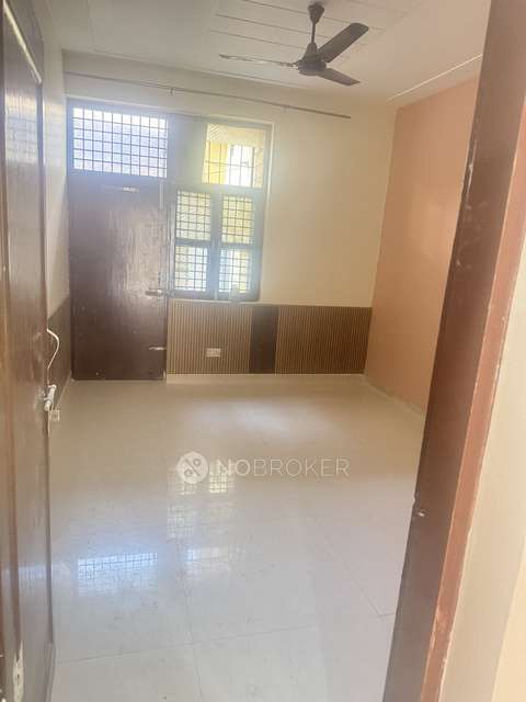 2 BHK House for Rent  In Sector 9