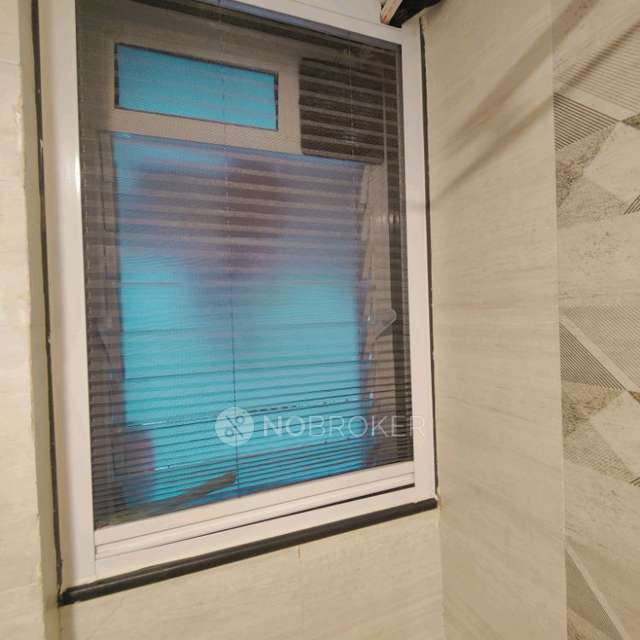 2 BHK Flat In Tower 28 For Sale  In Malad East