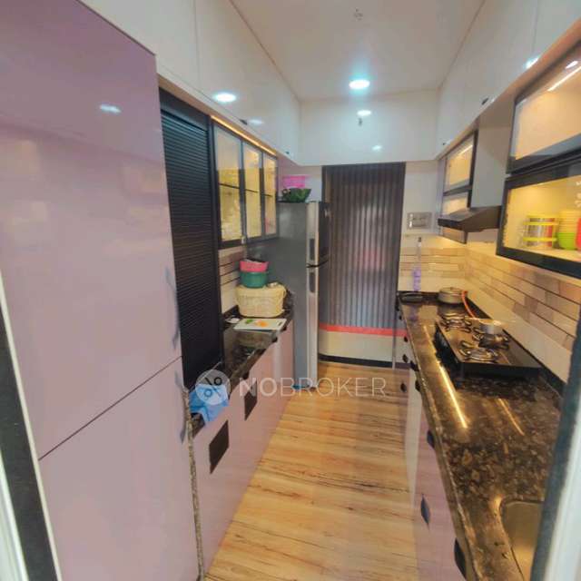 2 BHK Flat In Tower 28 For Sale  In Malad East