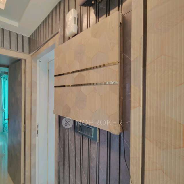 2 BHK Flat In Tower 28 For Sale  In Malad East