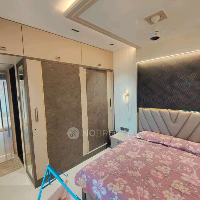 2 BHK Flat In Tower 28 For Sale  In Malad East