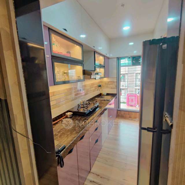 2 BHK Flat In Tower 28 For Sale  In Malad East