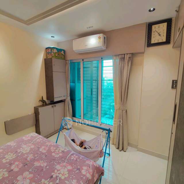 2 BHK Flat In Tower 28 For Sale  In Malad East