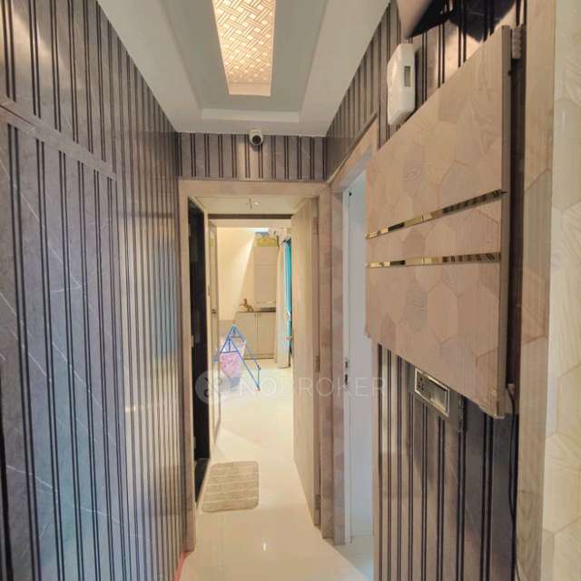 2 BHK Flat In Tower 28 For Sale  In Malad East