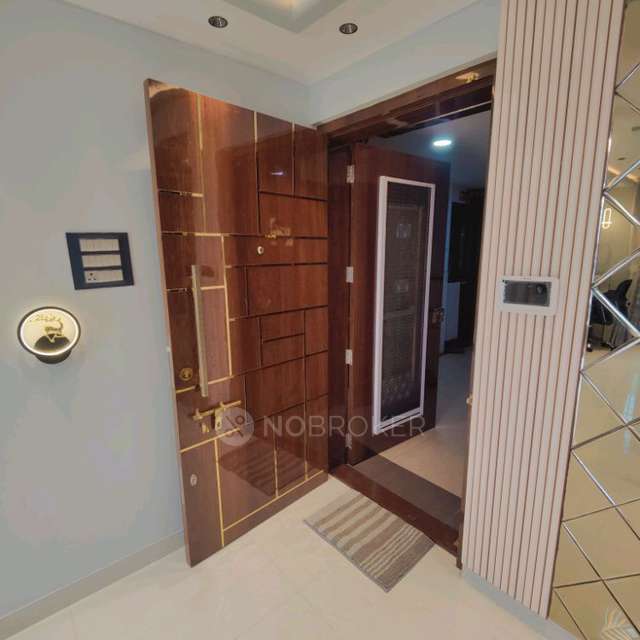 2 BHK Flat In Tower 28 For Sale  In Malad East