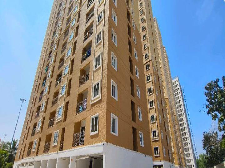 Urbanrise Manhattan Condos