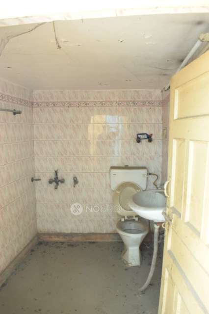 4 BHK House For Sale  In Shakarpur