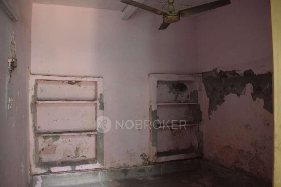 4 BHK House For Sale  In Shakarpur