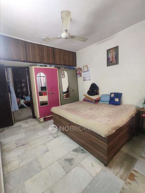 3 BHK Flat In Rwa Amritpuri B For Sale  In East Of Kailash