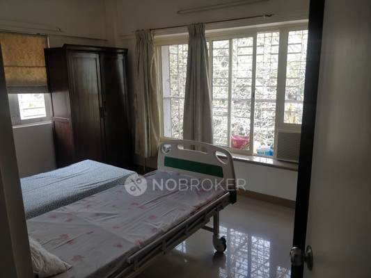 2 BHK Flat In Classic Corner For Sale  In Bandra