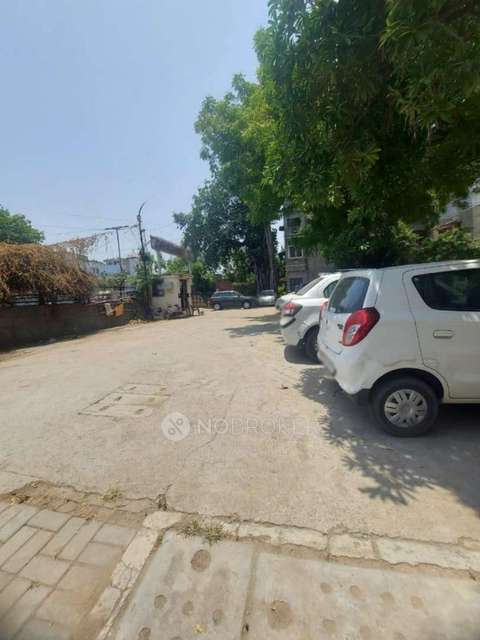 3 BHK Flat In Dda Mig Flats  For Sale  In  Punjabi Bagh