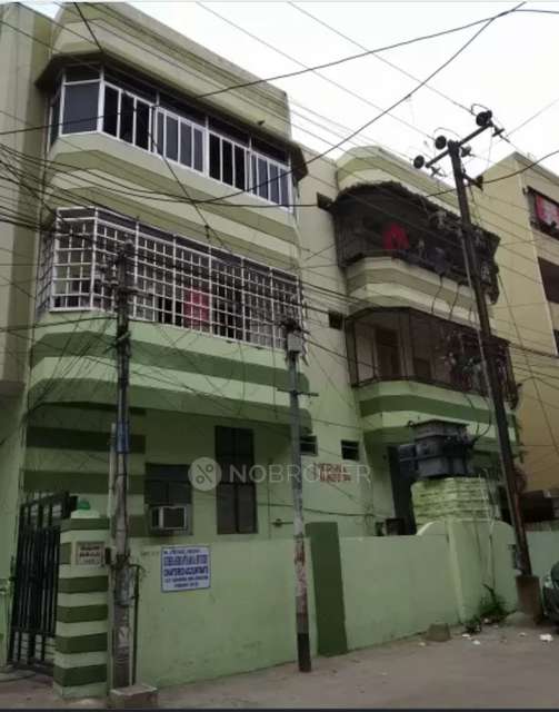 2 BHK Flat In Meghana Mansion, Domalguda for Rent  In Himayatnagar