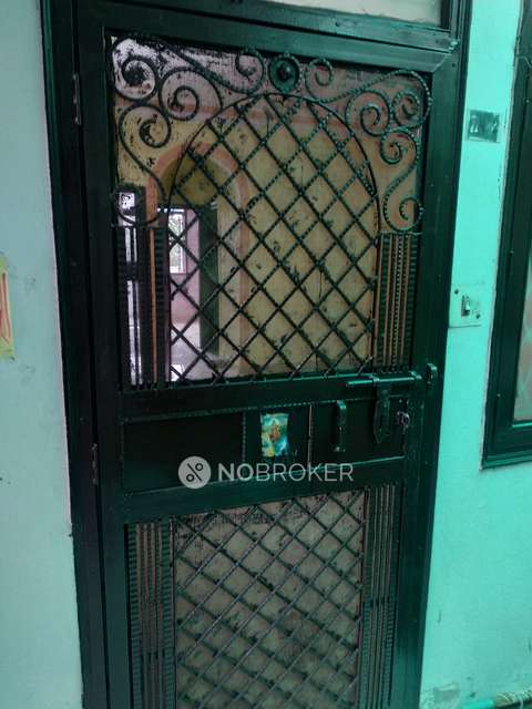 2 BHK Flat In Meenal Apartments For Sale  In Shalimar Garden