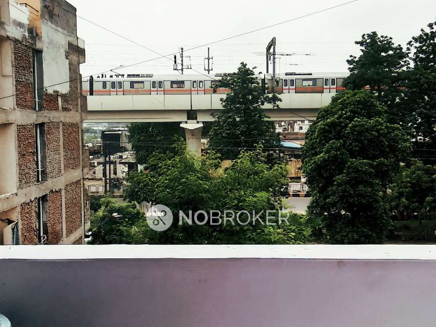 2 BHK Flat In Meenal Apartments For Sale  In Shalimar Garden