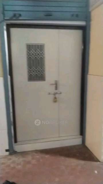 Shop in Nagpada, Mumbai for Rent 