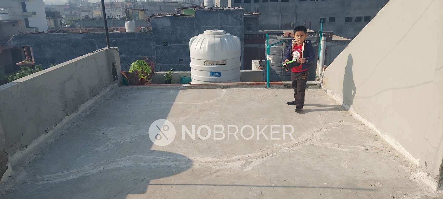 4 BHK Flat For Sale  In Sector 49