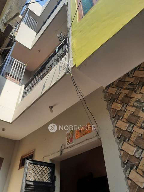 4 BHK Flat For Sale  In Sector 49