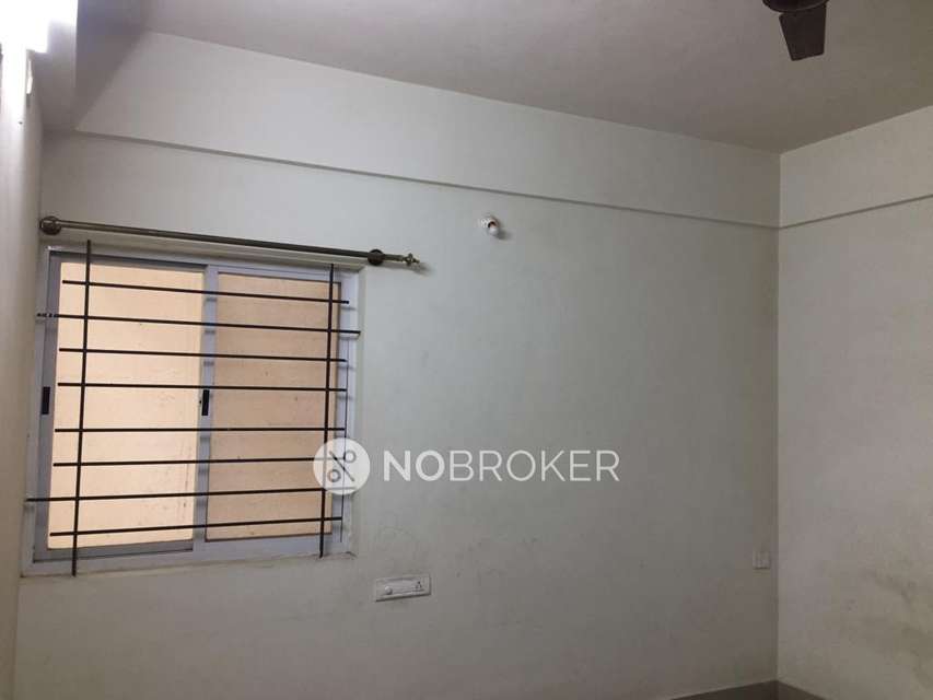 2 BHK Flat In Srivari Brindavan  For Sale  In Parappana Agrahara, 