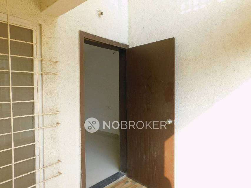 2 BHK Flat In 38 Park Majestique, Undri For Sale  In Undri