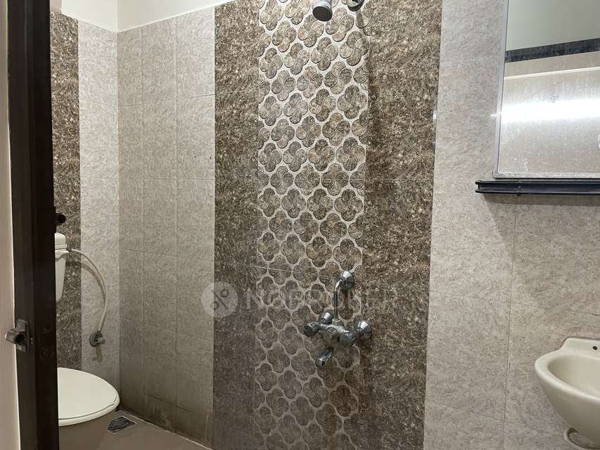 2 BHK Flat In Ortec Palace Apartment For Sale  In Padappai