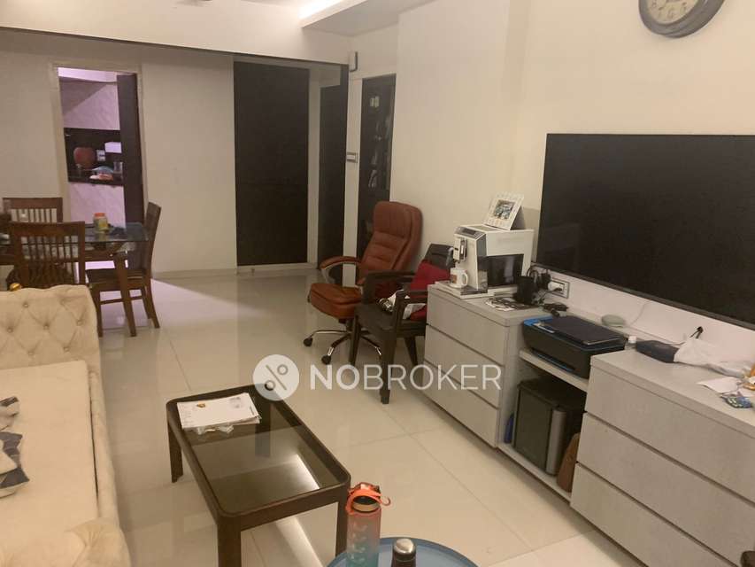 2 BHK Flat In Panorama Premises Co- Op Housing Society Ltd For Sale  In Santacruz West