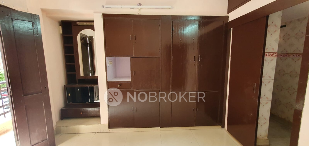DDA Flat Rajouri Garden Rent WITHOUT BROKERAGE Semifurnished 3 BHK