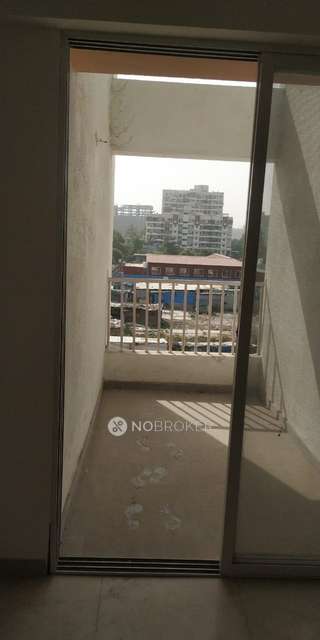 2 BHK Flat In Ace Aastha For Sale  In Charholi Budruk