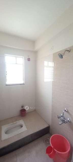 2 BHK Flat In Ace Aastha For Sale  In Charholi Budruk