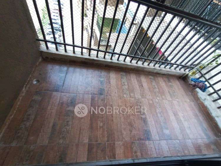 1 BHK Flat In Shantiniketan Society For Sale  In Dombivali East