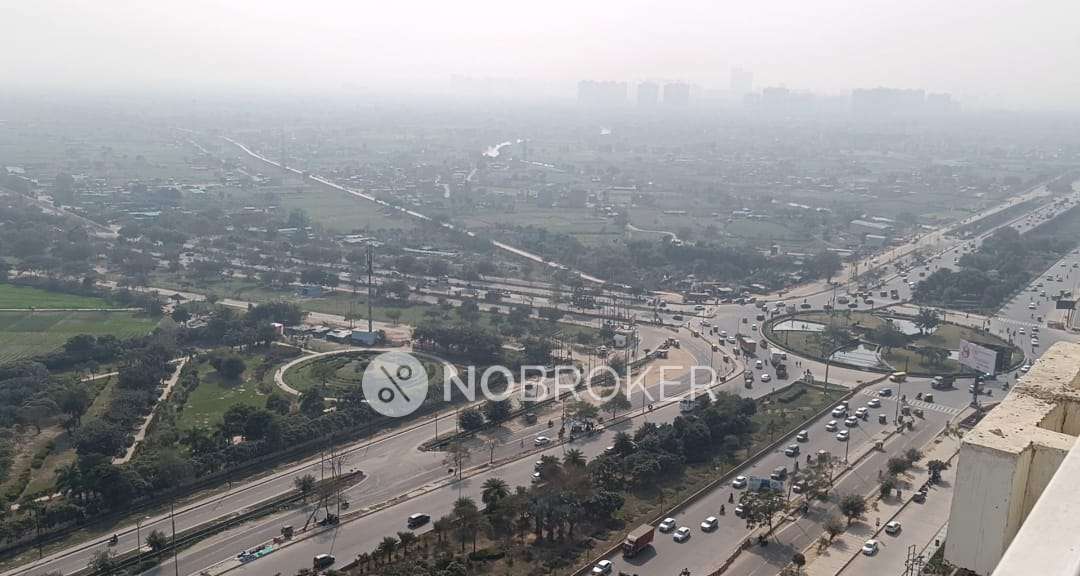 1 RK Flat In Gaur City Mall For Sale  In Gaur City Mall