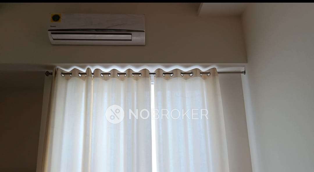 1 RK Flat In Gaur City Mall For Sale  In Gaur City Mall