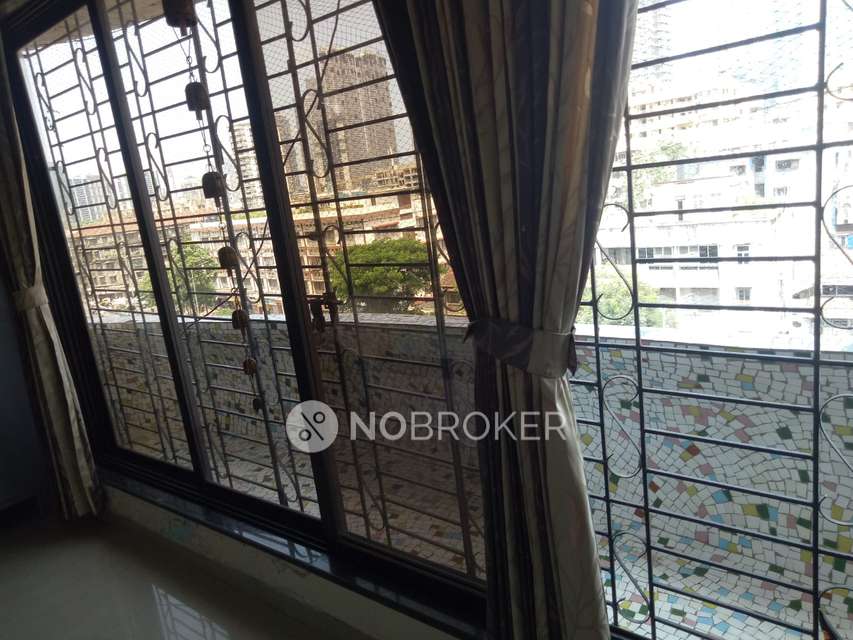 2 BHK Flat In Crystal Tower For Sale  In Parel