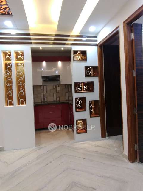 2 BHK Flat In Standalone Building  For Sale  In Uttam Nagar