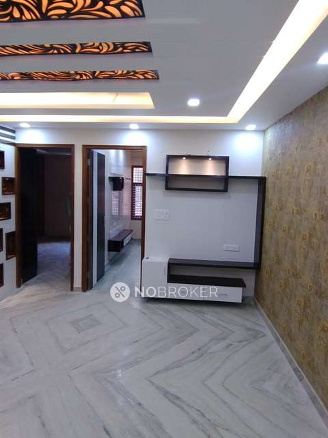 2 BHK Flat In Standalone Building  For Sale  In Uttam Nagar