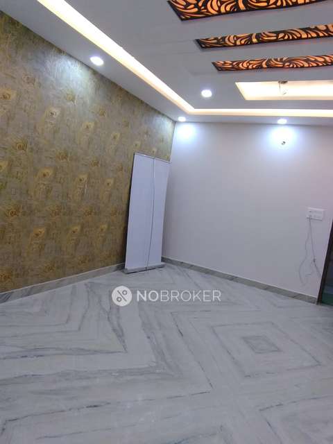 2 BHK Flat In Standalone Building  For Sale  In Uttam Nagar