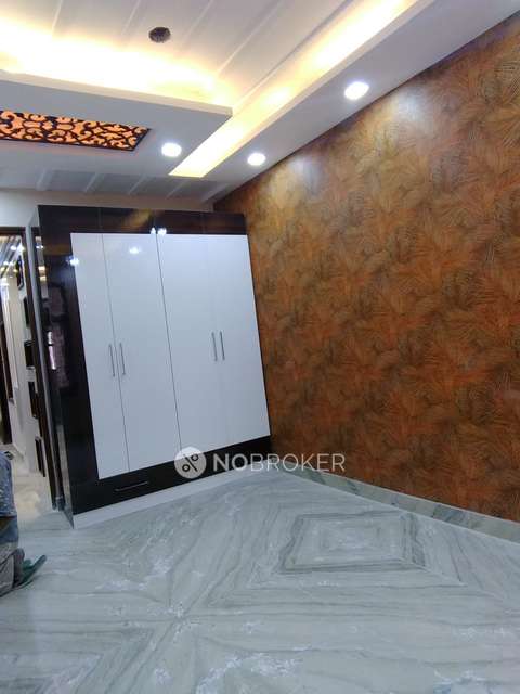 2 BHK Flat In Standalone Building  For Sale  In Uttam Nagar