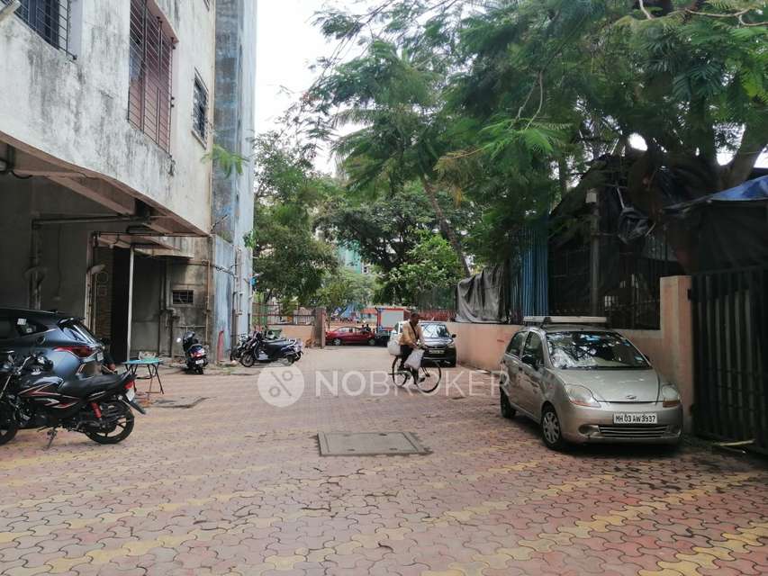 1 BHK Flat In Dayasagar Chs For Sale  In  Chembur East