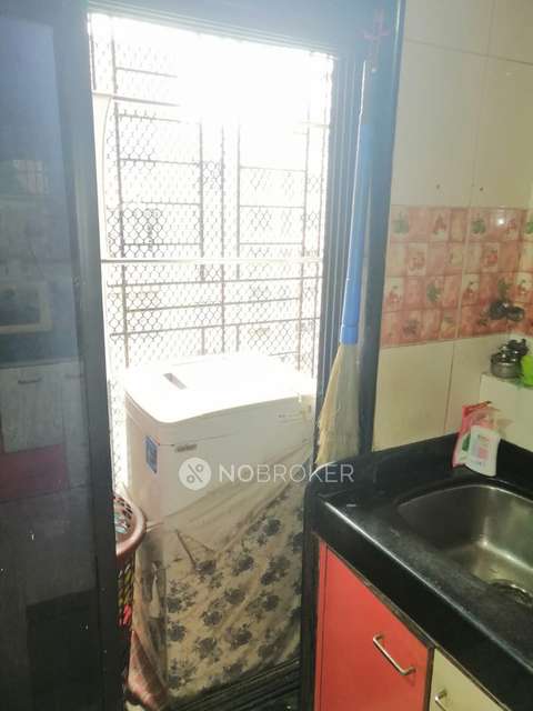 1 BHK Flat In Dayasagar Chs For Sale  In  Chembur East