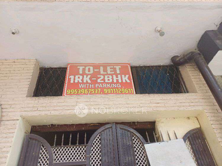 1 RK Flat for Rent  In Sector 23